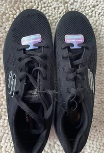 Turnschuhe & sportliche Laufen Walking Wanderschuhe SKECHERS Track Ripkent Größe 8 - Bild 1 von 6