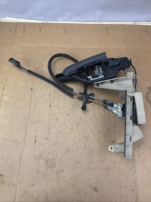 2020-2025 FORD EXPLORER FRONT LEFT EXTERIOR DOOR HANDLE PRISTINE WHITE OEM - Image 1 of 4