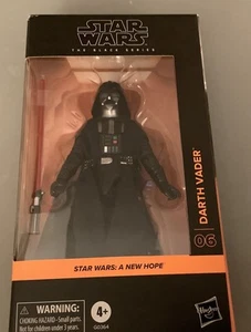 NEU UND VERPACKT Star Wars The Black Series Darth Vader Nummer 06, rotes Lichtschwert Eine neue Hoffnung - Bild 1 von 4