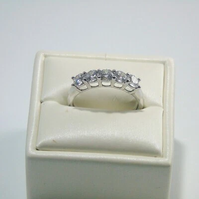 14k Gold Anniversary Five Stone Ring 0.5ct Round Brilliant CZ sz 6.5 tw 2.5g - Image 1 of 4