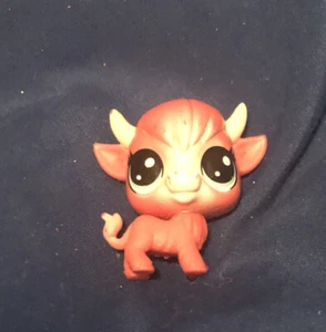 Littlest Pet Shop #3-94 Mini Bull from Lucky Dozen Set - Picture 1 of 3