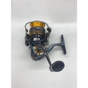DAIWA Certate 2506H Spinning Reel Fishing Gear High Performance JP - Picture 1 of 7