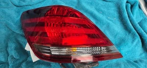 Conjunto de lámpara de luz trasera izquierda Toyota Avalon XL 2005 2006 2007 LH fabricante de equipos originales - Imagen 1 de 3