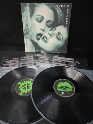 Type O Negative Bloody Kisses 2lp Vinyl 2007 2nd Earliest Press W/Inserts EX/EX - Image 1 of 4