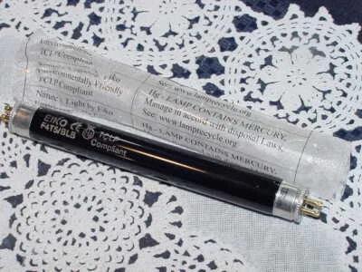 Replacement Bulb EIKO F4T5 / BLB 4W Backlight, UV Bank TCLP Compliant, NEW! - Image 1 of 3