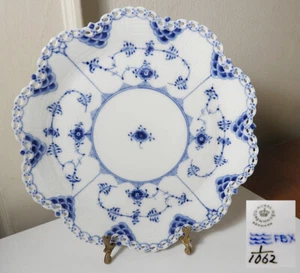 Royal Copenhagen ENCAJE COMPLETO ESTRIADO AZUL 1062 revestimiento de cesta de frutas, primera calidad, como nuevo - Imagen 1 de 1