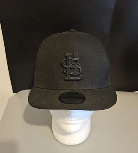 Rare Cardinals Black Label New Era 59fifty fitted black on black hat 7 1/8 - Picture 1 of 10