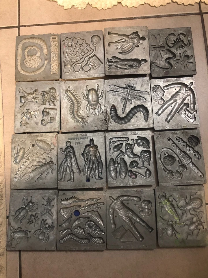 16 pcs 1990s Creepy Crawlers molds Bugs worms batman Retro collection - Image 1 of 3