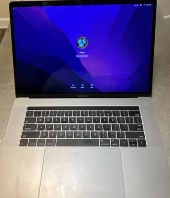 Apple MacBook Pro A1707 15" i7 2.7GHz, 16GB RAM, 512GB SSD, TouchBar, Magic Mous - Image 1 of 4