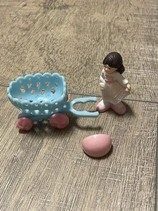 Fisher Price Vintage 1988 Precious Places Ersatz Herrenhaus Mädchen im Kleiderwagen - Bild 1 von 9