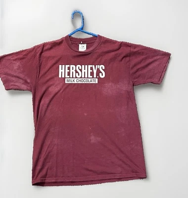 Рубашка с логотипом Hershey Milk Chocolate Candy темно-бордовая - размер большой - Изображение 1 из 4
