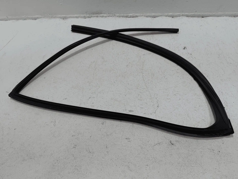 TOYOTA RAV4 2019-2025 PUERTA TRASERA LADO PASAJERO VENTANA VIDRIO CANAL FUNCIONAMIENTO SELLO OEM Foto 1 de 4