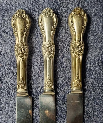 Cuchillos de cena Wild Rose International con asas de plata esterlina cuchillas de acero inoxidable Foto 1 de 4