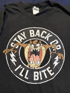 Herren Taz "Stay Back Or I'll Bite" Tshirt Delta Ringsprung 2XL/3XL Y2K - Bild 1 von 3
