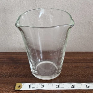 Nice Vtg Triple Pour Clear Glass Measuring Cup 8oz Pharmacy Chemist Kitchen - Picture 1 of 4
