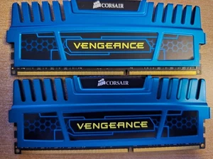 Corsair Vengeance 8 GB 2 X 4 GB DDR3 2133Mhz CMZ8GX3M2A2133C11B - Picture 1 of 4