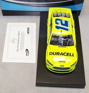 1:24 Action 2018 #12 Menards Darlington Ryan Blaney handsigniert 1/168 DIN #24 - Bild 1 von 7