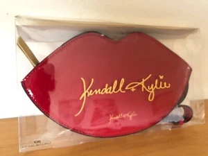 Nagelneue Kendall & Kylie rote Lippenstift Tasche. - Bild 1 von 2