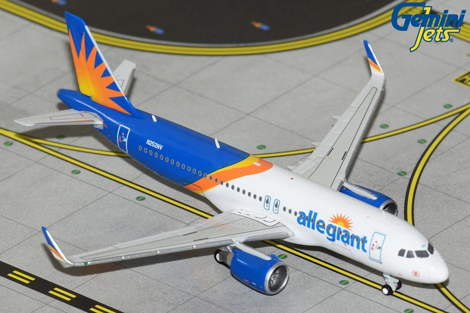 Allegiant Airbus A320 N252NV GeminiJets GJAAY2326 escala 1:400 Foto 1 de 1