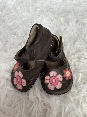 Pediped niñas talla. 6/12 meses Zapatos clásicos florales marrones. *Nt. desc* Foto 1 de 4