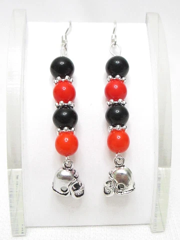 NCAA OREGON STATE BEAVER  EARRINGS-NEW--SO CUTE Cover