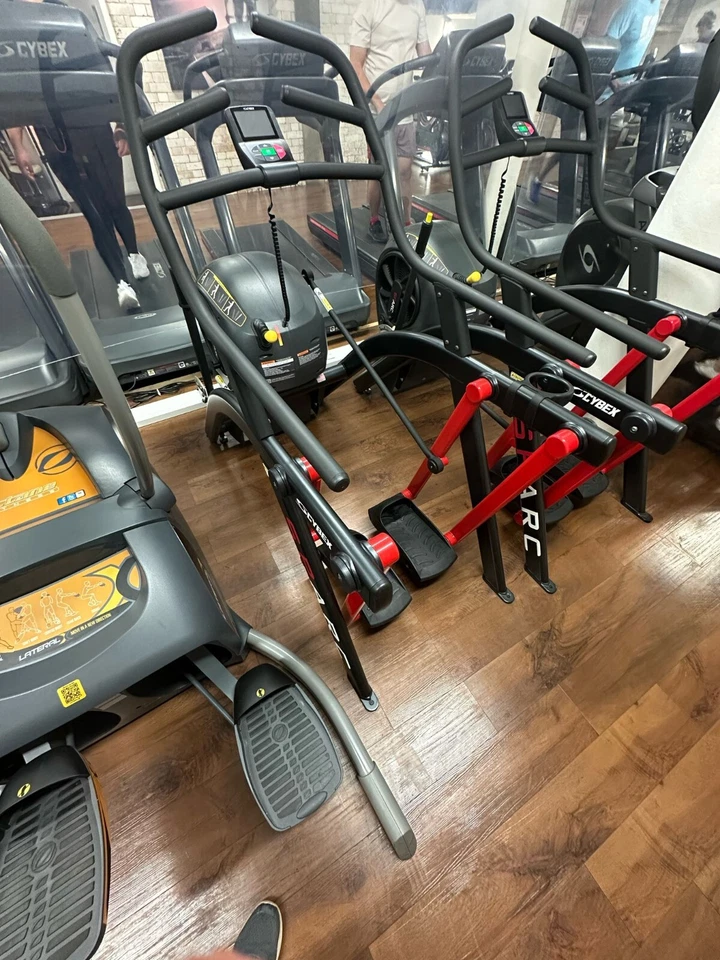 Cybex SPARC Cross Trainer with console commercial gym equipment/ free delivery - Image 1 of 1