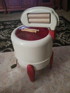Vintage 1940's Wolverine DeLuxe Washer Machine Toy Pressed Steel Rare - Picture 1 of 6