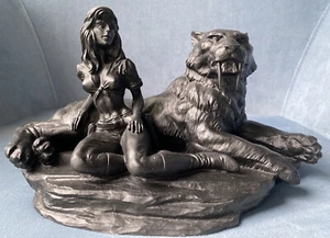 Moore Creations Hannah And Sabretooth Statue Xenozoic Tales Original Box - Picture 1 of 24