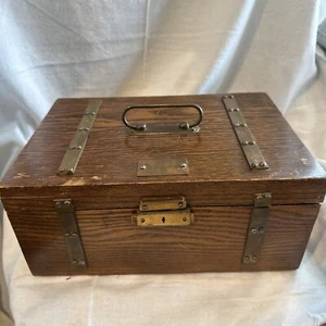 Antique Poker Chip Set Pressed Paper/ Plastic Chips Wooden Caddy & Wood Box - Picture 1 of 19