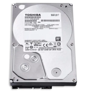 Toshiba 2TB DT01ACA200 Internal 7200RPM SATA 3.5" Inch Desktop HDD PC DVR CCTV - Picture 1 of 4