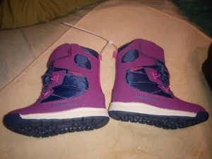 Merrell Snow Bank Purple Kids Boots Size 4 NWOB - Picture 1 of 3