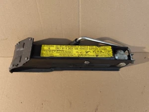 Mercedes Benz W221 S-Klasse Wagenheber A2215830115  - Bild 1 von 1