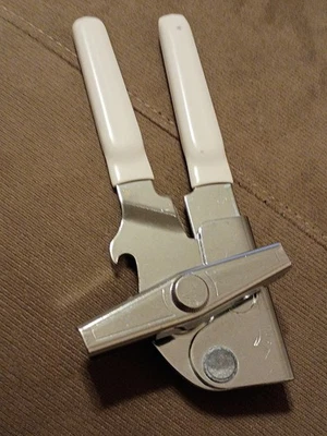 Swing-A-Way Manual Can Opener White Grip Handles Bottle Opener Vintage 7” Deluxe - Image 1 of 4