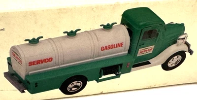 ERTL Diecast 1955 Chevrolet Pickup Truck Bank NIB 1/25 John Deere Mexico 1992 - Image 1 of 4