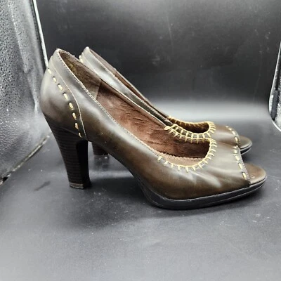 Zapatos de vestir Nichole de cuero marrón de tacón alto para mujer 8,5 M punta abierta Foto 1 de 4