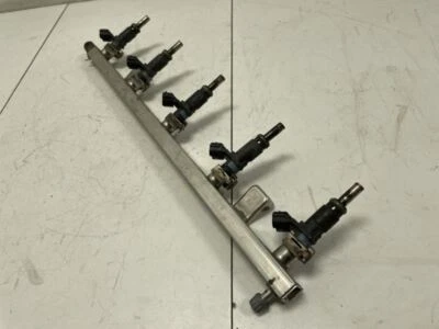 VOLKSWAGEN GOLF 2012 2.5L FUEL INJECTOR RAIL w/ INJECTORS FACTORY - Image 1 of 4