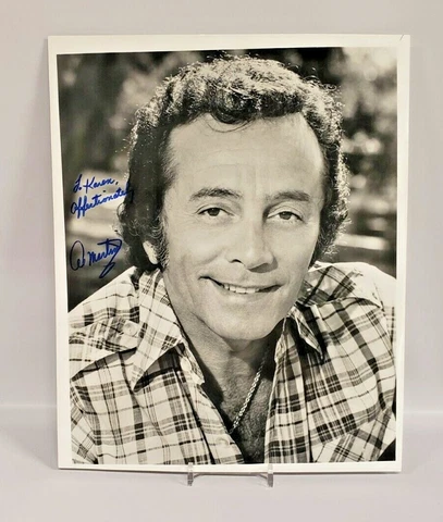 Autographed photo of  Al Martino 8x10 No COA Cover