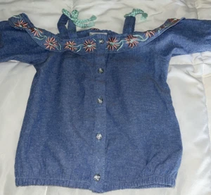 Toddler Girl 4T Cold Shoulder Top w/ Ruffled Sleeves Fancy Buttons Elastic Hem - Picture 1 of 5