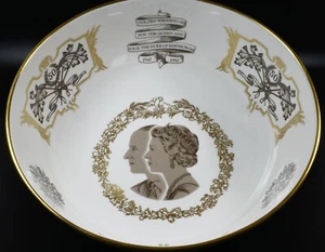 Large Royal Worcester Limited Edition Large Commemorative QE Golden Wedding Bowl - Picture 1 of 7