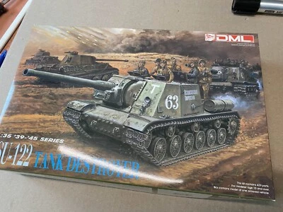 Dragon DML 1/35 Scale JSU-122 Tank Destroyer Plastic Model Kit #6013 - Image 1 of 3