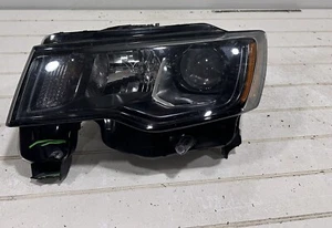 2017 - 2021 Jeep Grand Cherokee Left Driver LH Side Halogen Headlight OEM 6450 - Picture 1 of 8