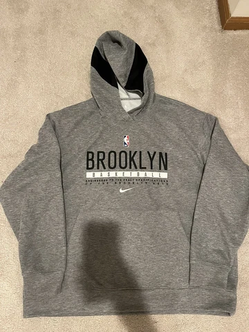 Nike Dri-Fit Brooklyn Nets Spotlight Thermaflex Gray Pullover Hoodie Men's XL Cover