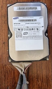 Disque dur SAMSUNG interne 200G (modele: SP2014N) S/N:SO88J1QY612337 (3) - Imagen 1 de 3