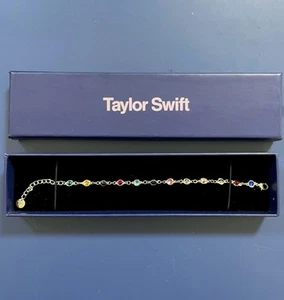 Pulsera Taylor Swift Bejeweled Eras Tour.  Nuevo en caja. - Imagen 1 de 5