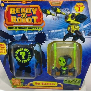 NEW, READY 2 ROBOT BOT BLASTERS, EXCLUSIVE MYSTERY FIGURE - Picture 1 of 10