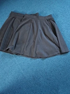 2 Black Girls School Skirts Size 11-12 - Imagen 1 de 3
