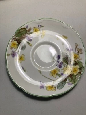 5 x Royal Doulton “April V 2000” Saucers - Circa 1940 - Image 1 of 2