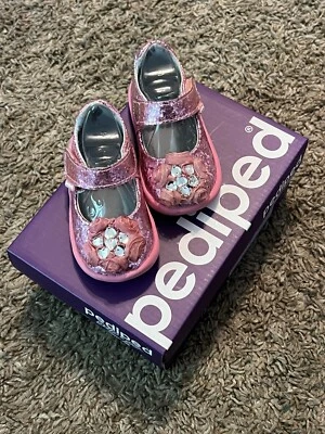 Pediped 婴儿 学步儿童 女孩 Delaney 粉色 鞋码 3.5 全新带盒! — 第 1/4 张图片