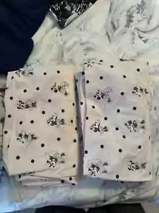 Pottery Barn Kids Crib Fitted Sheet-Minnie Mouse - Picture 1 of 1