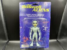 THE ROSWELL ALIENS TOY 1996 Extra Terrestrial COLLECTIBLE FIGURINE Street Player